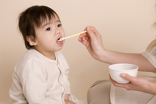 お母さんからむし歯菌を感染させないために